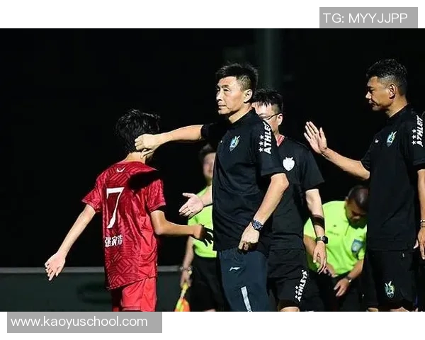 李玮锋的足球生涯与成就揭秘以及他在中国足球历史中的地位分析